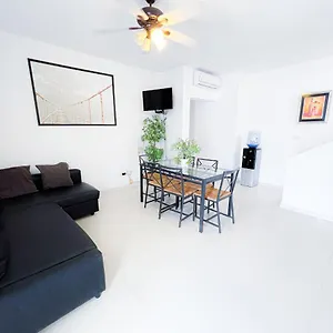 https://penthouse-pool-view-las-terrazas-bbq-wifi-beach-club.greaterantilleshotels.net