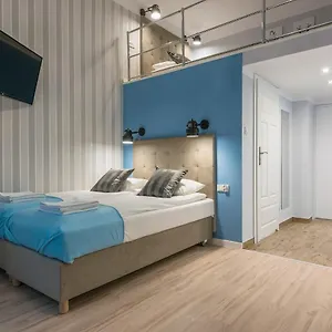 https://loretanska-apartments-6.krakowhotelspoland.com